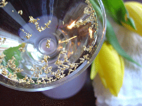 edible gold leaf for cocktails