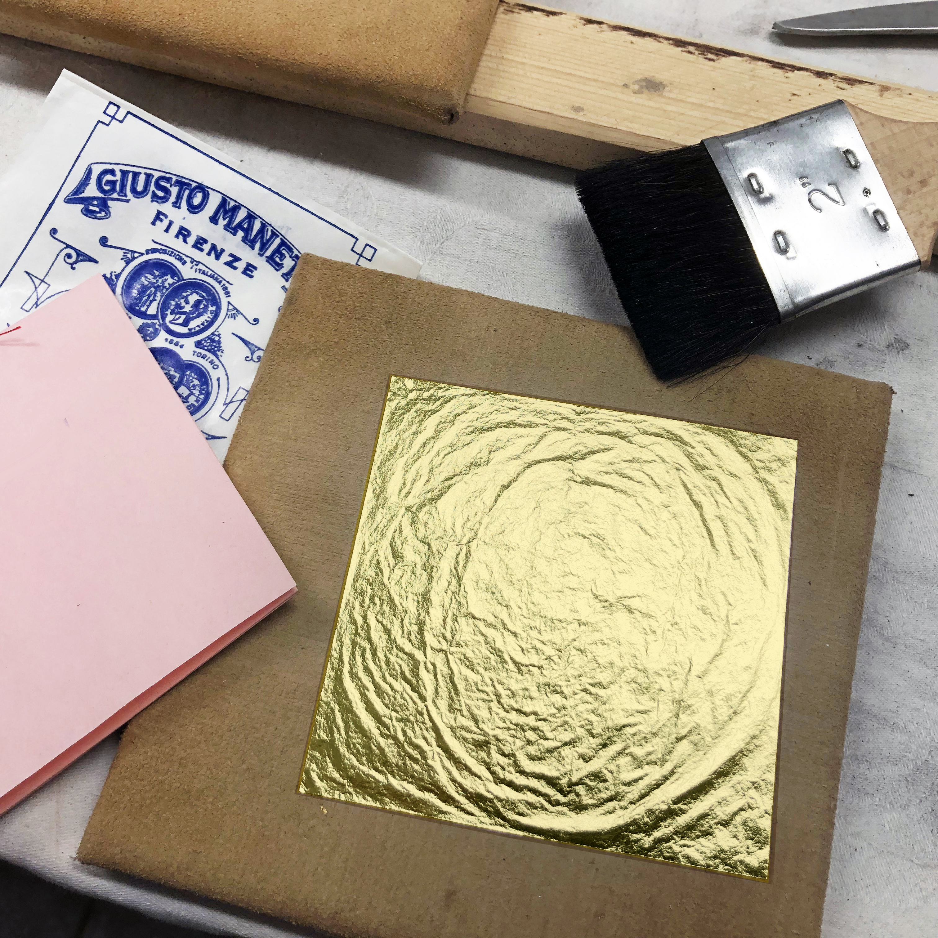 Books of genuine and imitation metal leaf